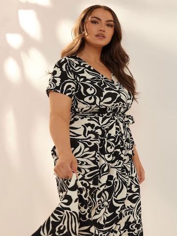 Stil Diva Dress in Beige