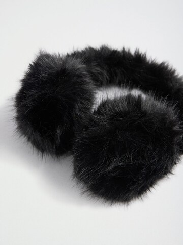 Lipsy Earmuffs in Black