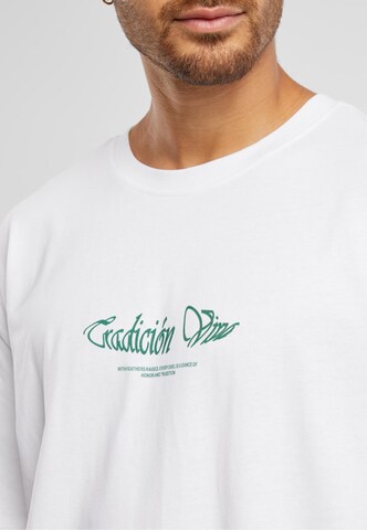 Mister Tee - Camiseta 'Pelea De Gallos' en blanco