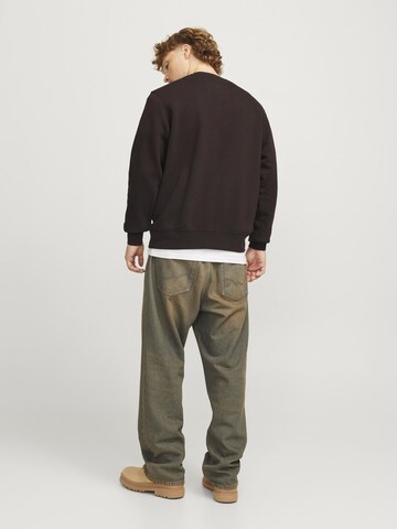 JACK & JONES Sweatshirt in Brown