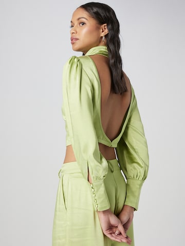 Camicia da donna 'Brittany' di ABOUT YOU x Emili Sindlev in verde