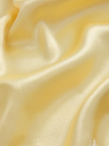 Next Top in Yellow
