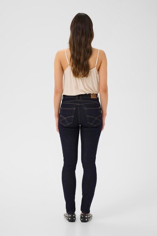 Coupe slim Jean 'Amalie' Cream en bleu