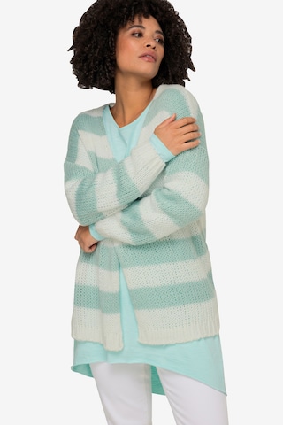 Angel of Style Oversized Cardigan in Green: front