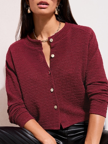 Friends Like These Вязаная кофта в Красный