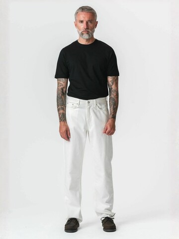 TEESHOPPEN Regular Farkut ' Relaxed Jeans ' värissä valkoinen