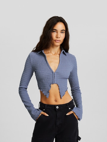 Bershka Blouse in Blauw: voorkant