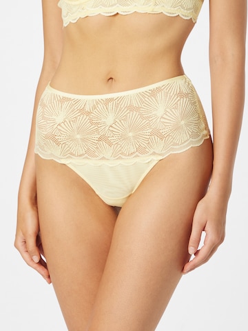 ESPRIT Thong in Yellow: front