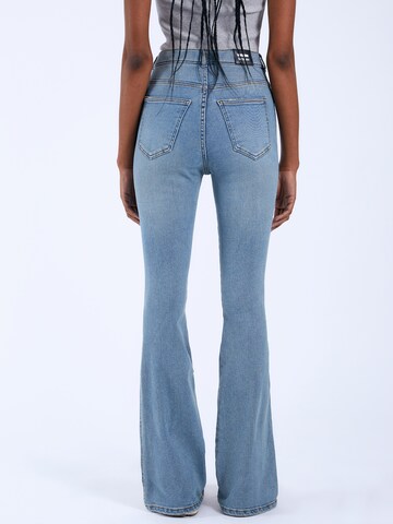 Dr. Denim Flared Jeans 'Moxy' in Blue