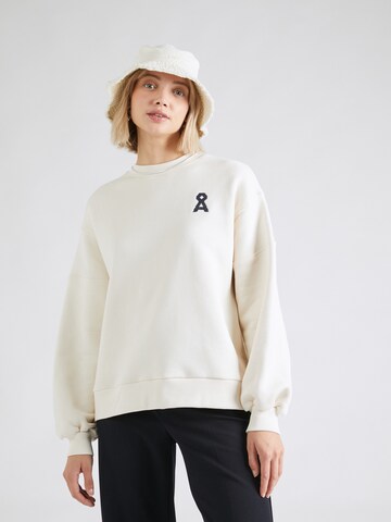 ARMEDANGELS Sweatshirt 'WINONA RETRO' i hvid: forside