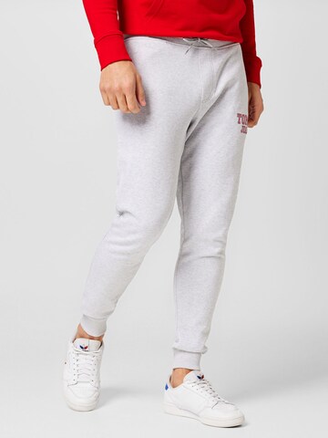 Tommy Jeans Tapered Trousers in Grey: front