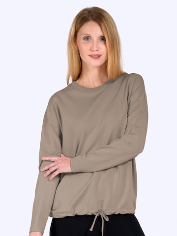 Magadi Sportpullover 'Gigi'‌ in Beige: Vorderseite