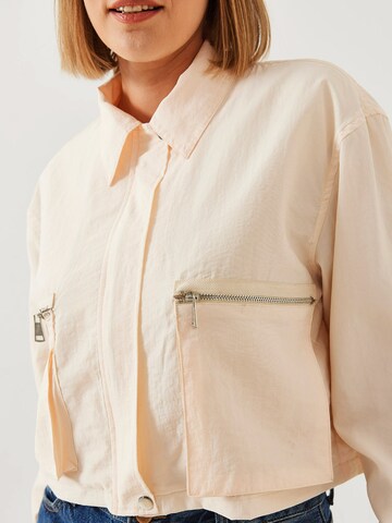 Giacca di mezza stagione di Bianco Lucci in beige