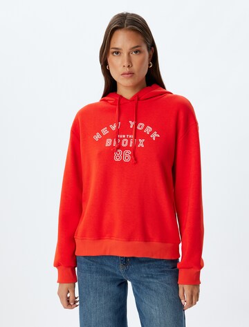 Koton Sweatshirt in Rood: voorkant