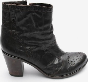 VIC MATIÉ Dress Boots in 39 in Brown: front