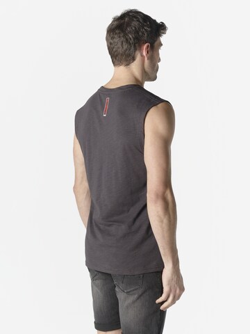 Maglietta di KOROSHI in nero