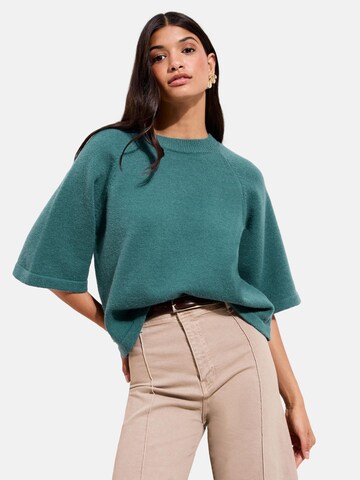 Pullover di Friends Like These in blu: frontale