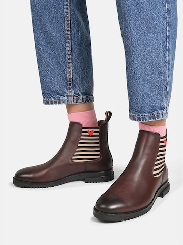 Crickit Chelsea boots ' UNNA ' in Bruin: voorkant