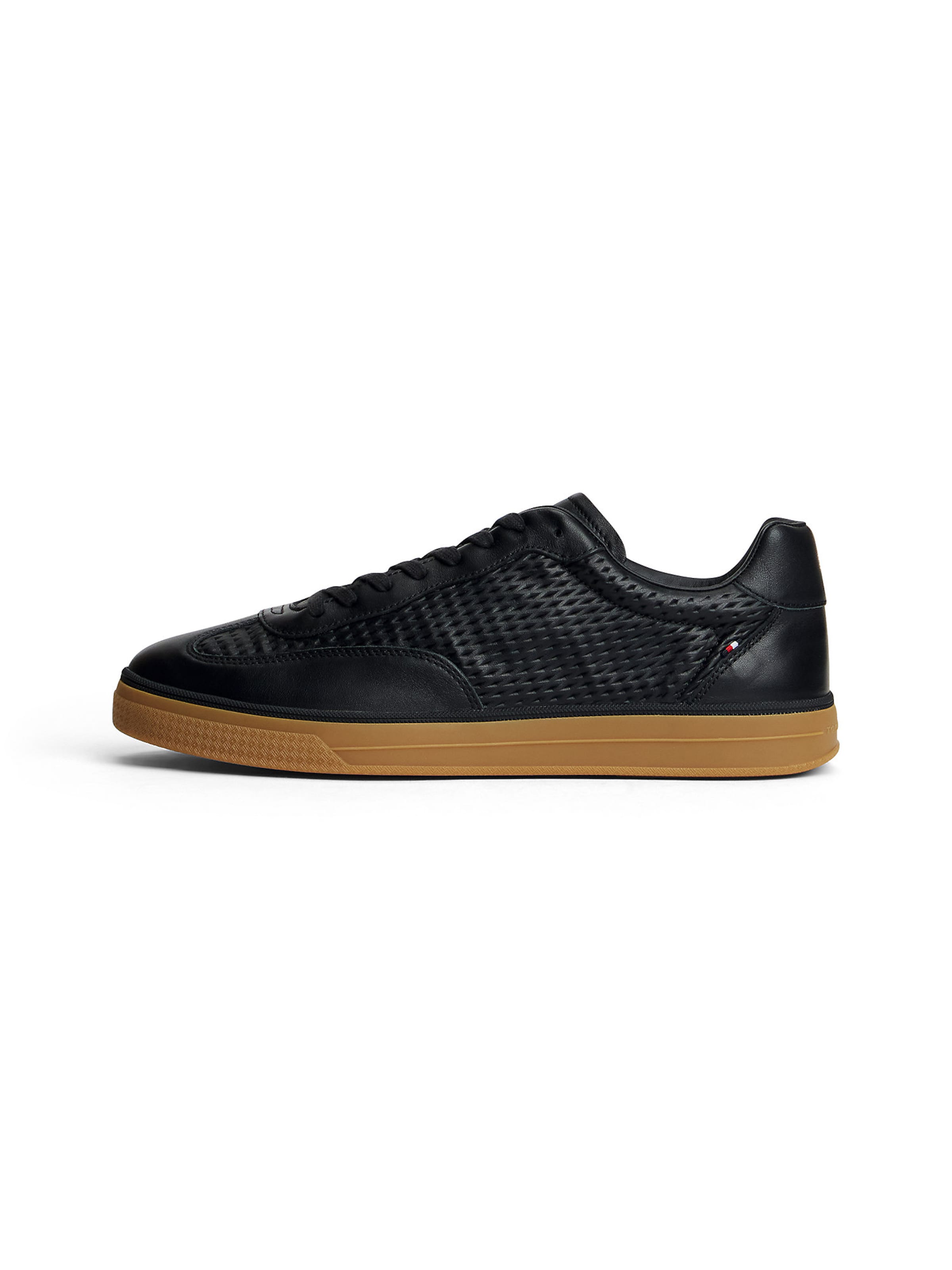 TOMMY HILFIGER Platform trainers in Black: front