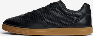 Baskets basses TOMMY HILFIGER en noir : devant