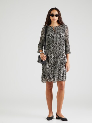 Robe COMMA en noir : devant