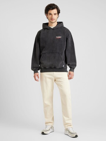 Only & Sons Sweatshirt in Black