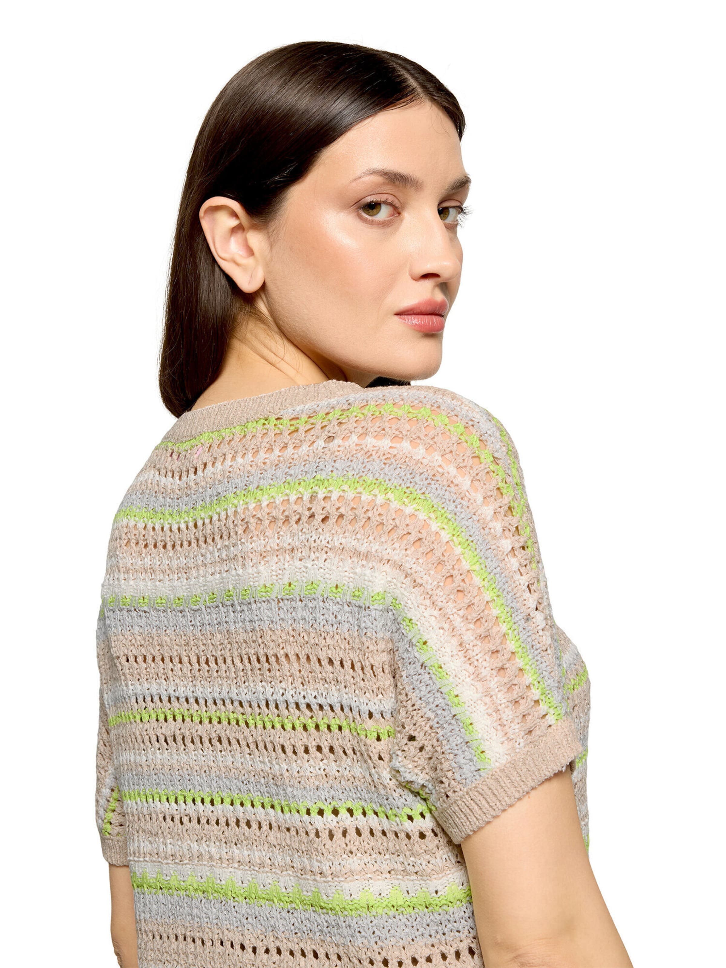 Betty Barclay Lochstrick-Pullover mit U-Boot-Ausschnitt in Beige