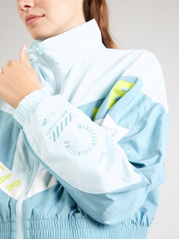 Veste mi-saison Nike Sportswear en bleu