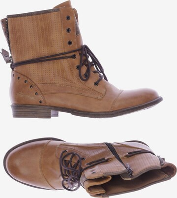 MUSTANG Dress Boots in 39 in Brown: front