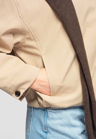 Ombre Tussenjas in Beige