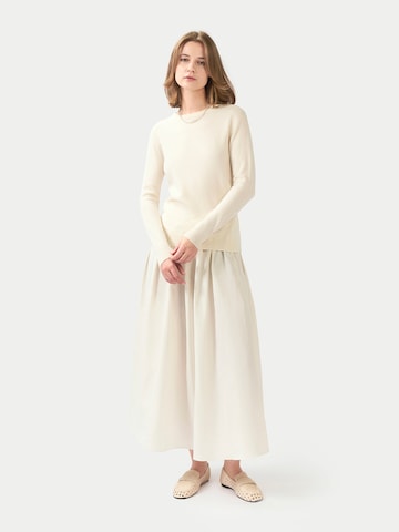 GOBI Cashmere Trui 'Women's Essential Cashmere Crewneck Sweater' in Wit