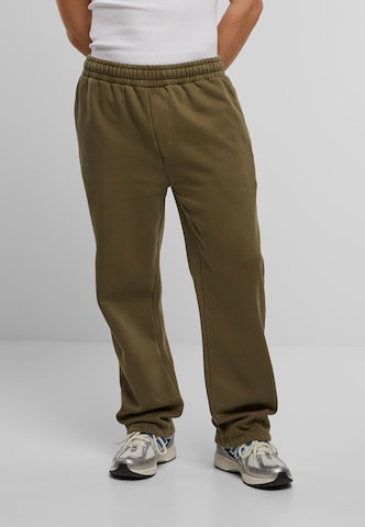 Urban Classics Loosefit Hose in Braun