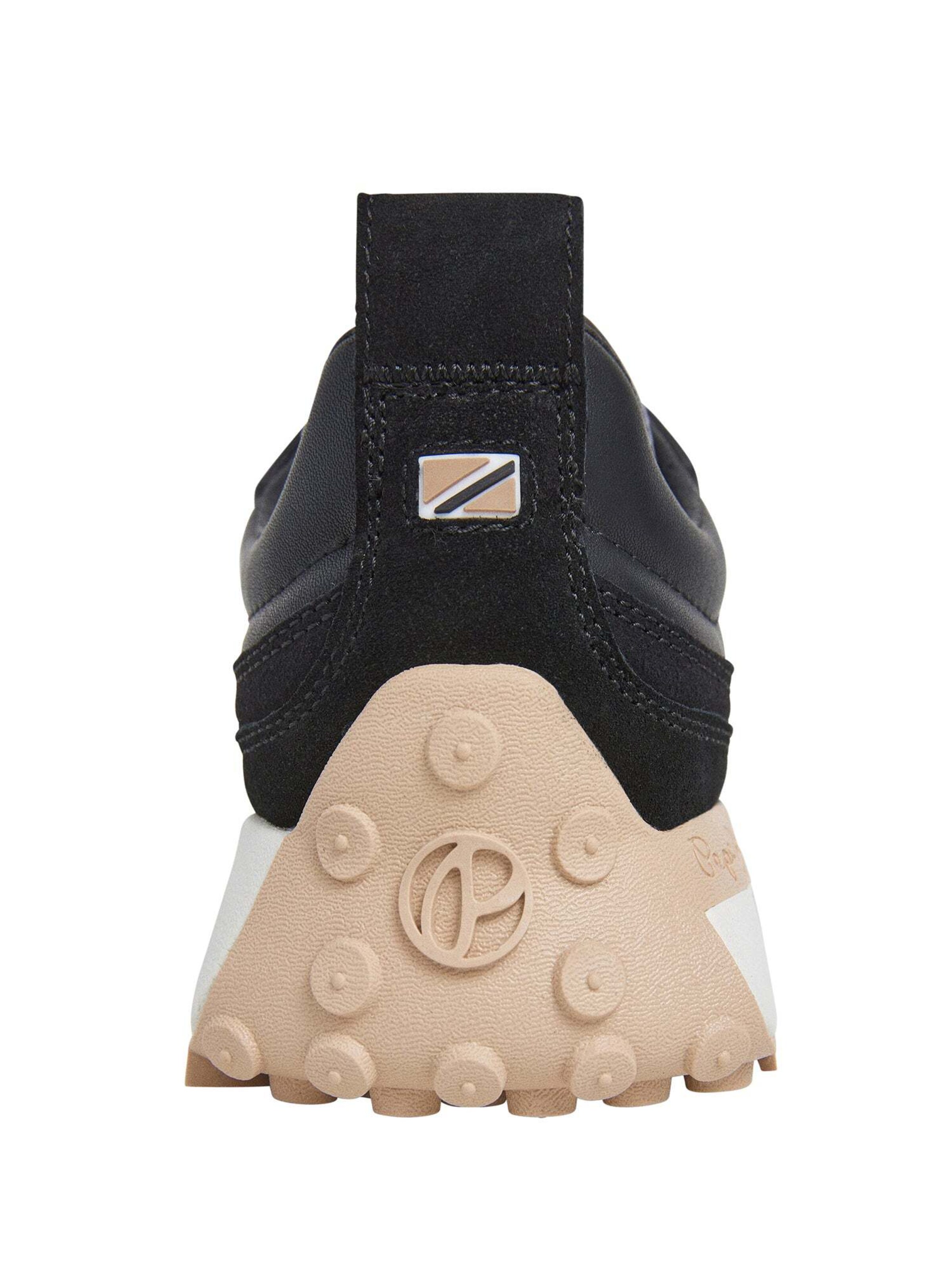 Baskets basses 'Lucky Fenix W' Pepe Jeans en noir