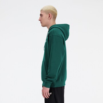 Sweat-shirt 'Essentials' new balance en vert