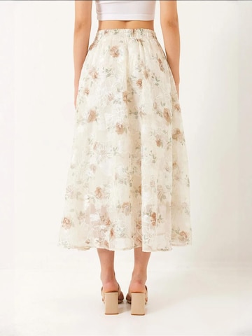 Bianco Lucci - Saia em branco