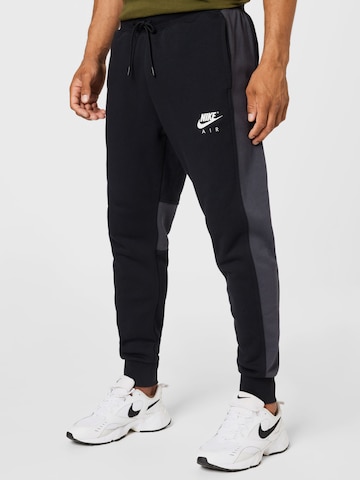 Nike Sportswear Hose in Schwarz: front
