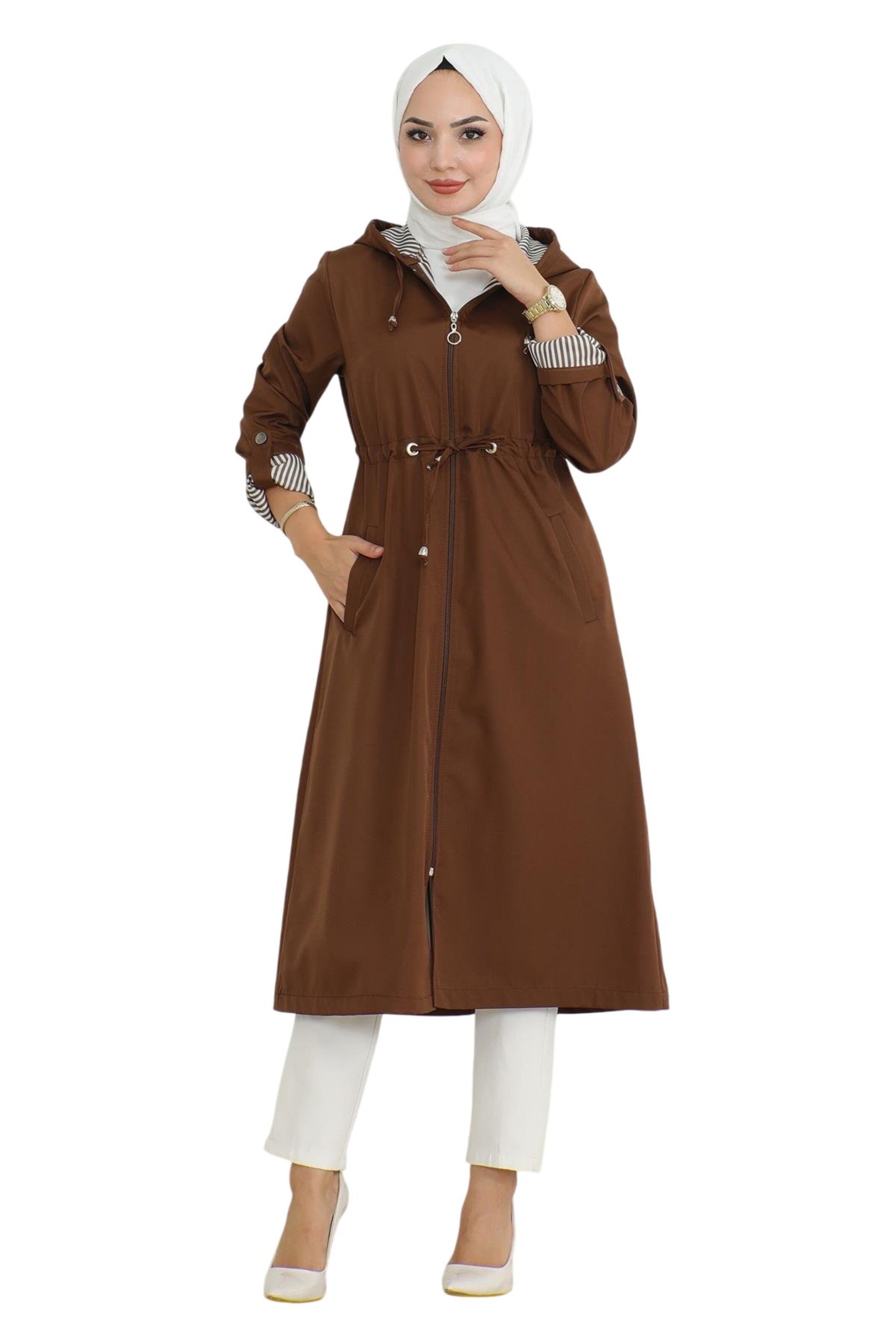 MODAMIHRAM Mantel in Braun: Vorderseite