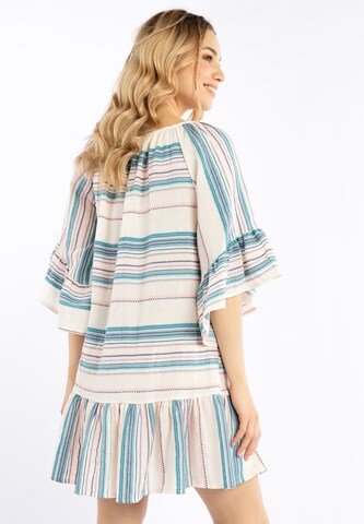 Abito di IZIA in beige