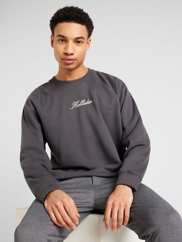 HOLLISTER Sweatshirt 'APAC EXCLUSIVE' in Grey