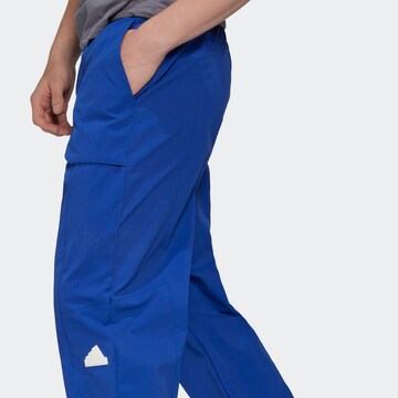 ADIDAS SPORTSWEAR Tapered Sportbroek in Blauw