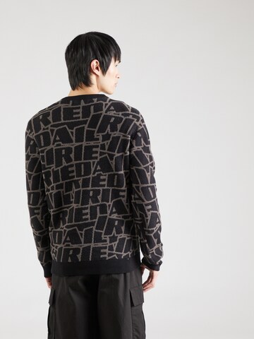 Iriedaily Pullover 'Switchup' in Schwarz