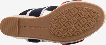 TOMMY HILFIGER Sandale in Blau