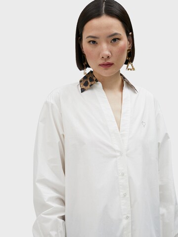 Camicia da donna di Lola Casademunt in bianco