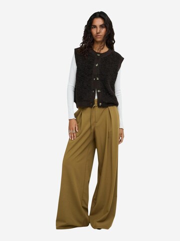 Gilet in maglia 'Jdyeira Life' di JDY in marrone