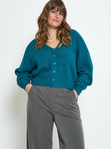 Cardigan 'Pearl' Peppercorn en bleu : devant
