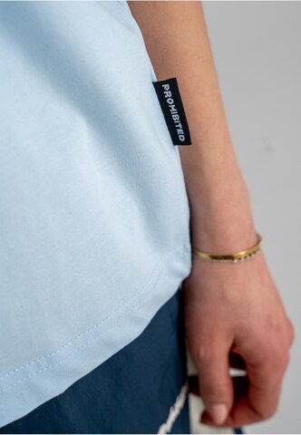 T-Shirt 'Hometow' Prohibited en bleu