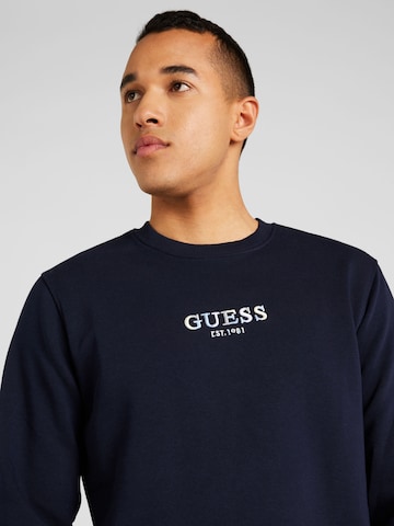 GUESS Sweatshirt i blå