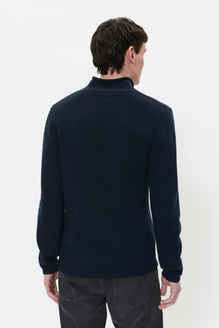 Matinique Sweater in Blue