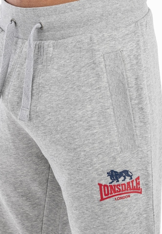 LONSDALE Tapered Bukser 'Virkie' i grå