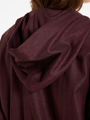 Veste mi-saison 'Adea' Ana Alcazar en rouge